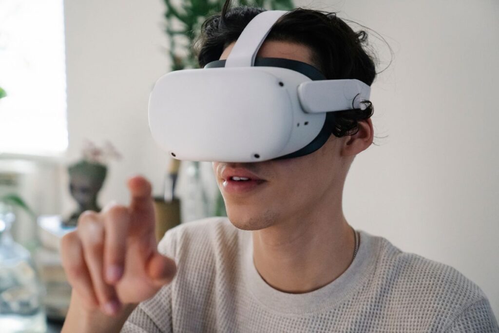 Réalité augmentée (RA) et Réalité Virtuelle (RV)